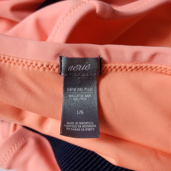 Aerie One-Piece Belted Swimsuit sz Large - Picture 6 of 9